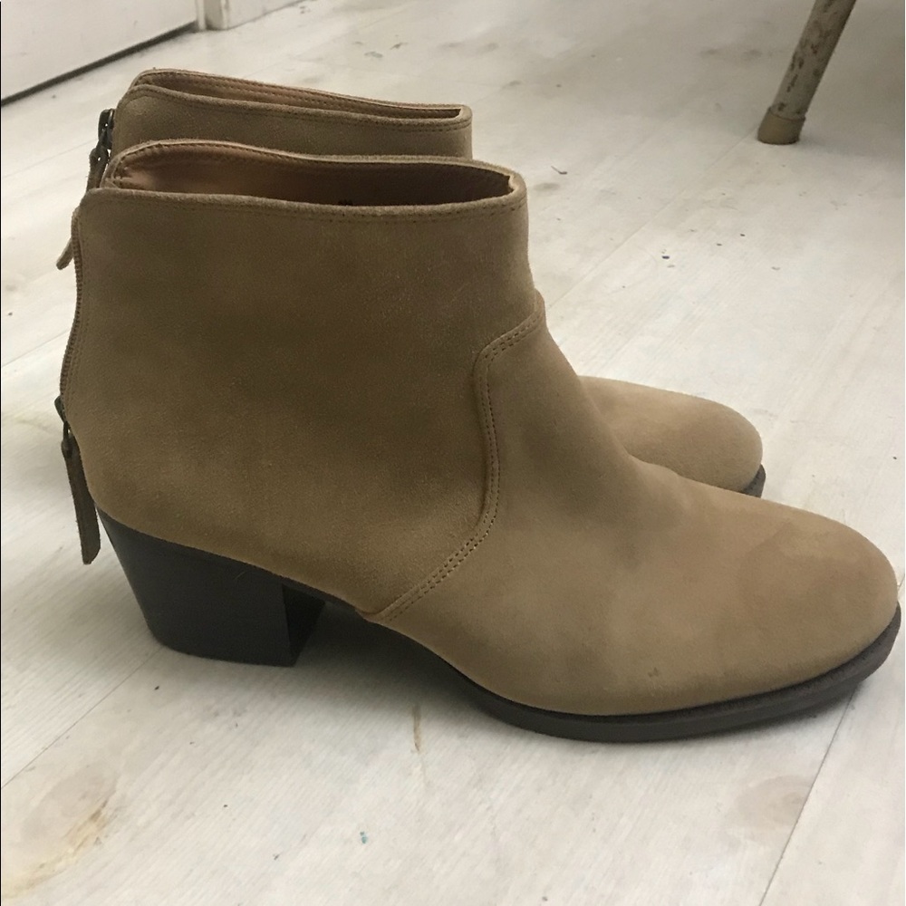 Nine West Tan Suede Ankle Boots